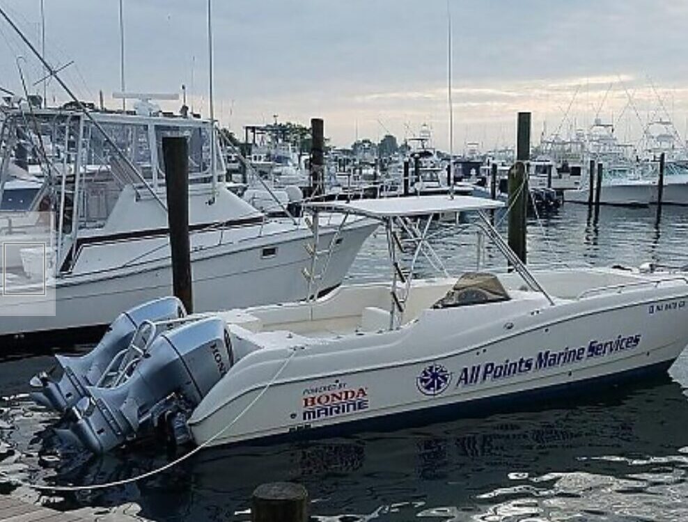 2005 World Cat 270 SD for Sale