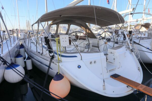 Bavaria 44