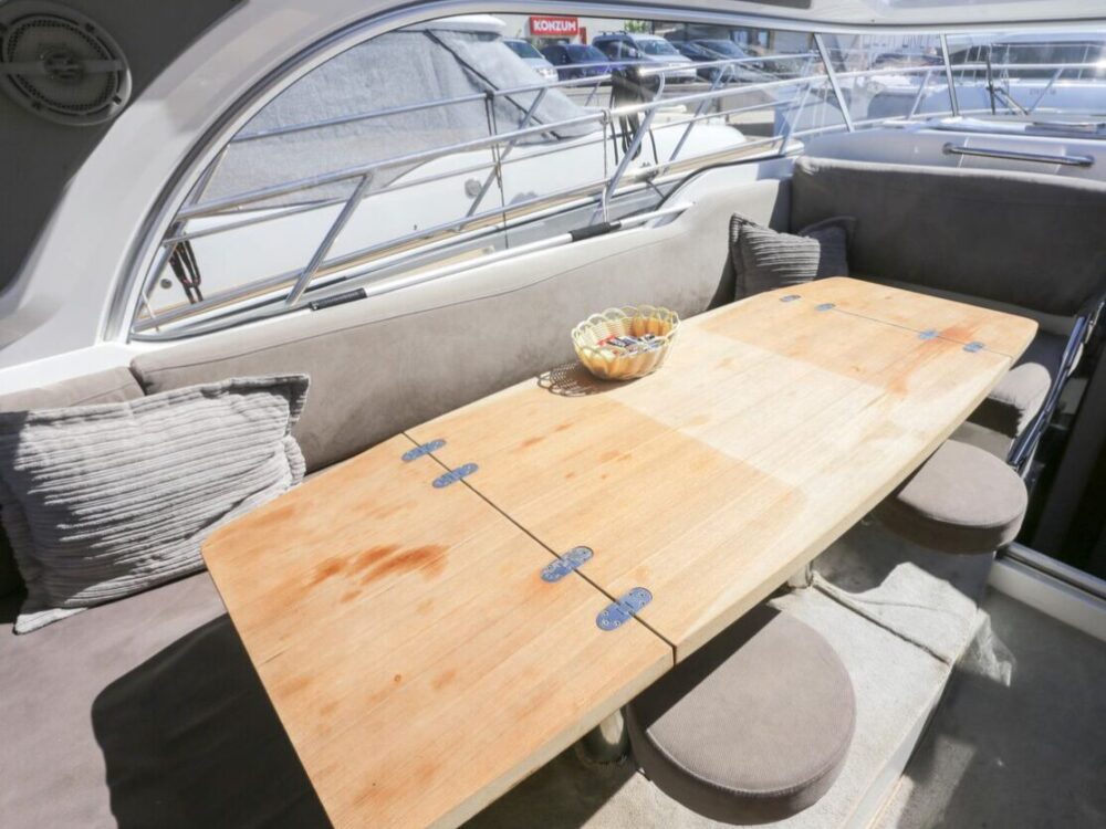 Marex 320 Aft Cabin Cruiser (powerboat)