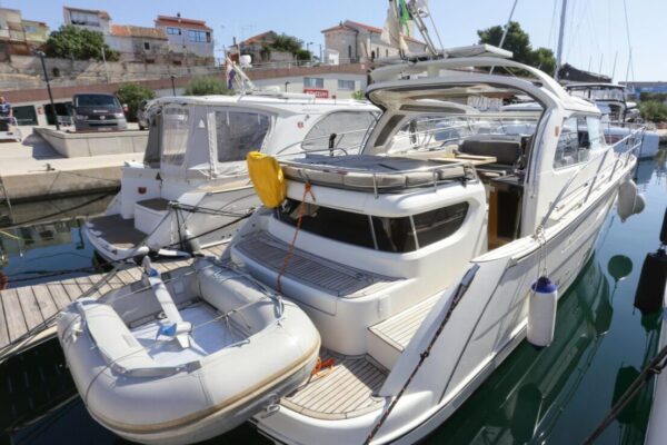 Marex 320 Aft Cabin Cruiser (powerboat)