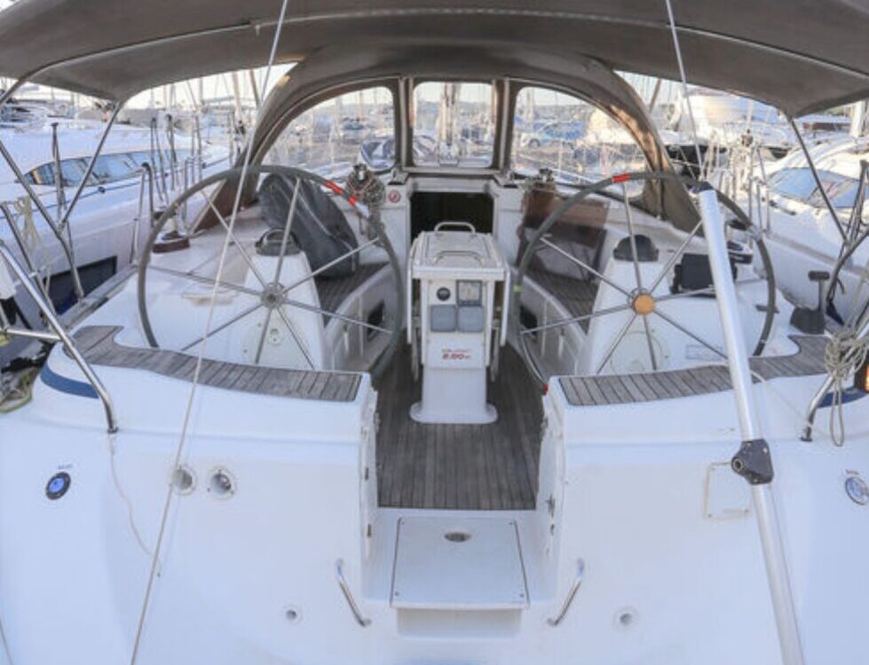 Bavaria 44