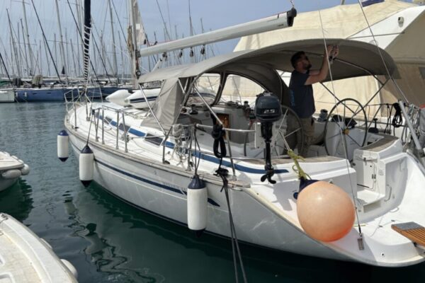 Bavaria 44
