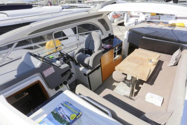 Marex 320 Aft Cabin Cruiser (powerboat)