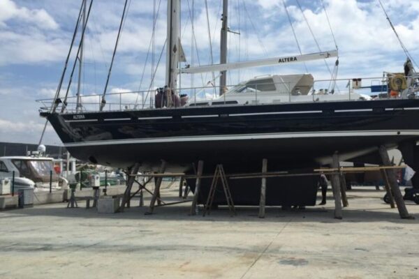 Van Dam Nordia Pilot House Cruiser 58